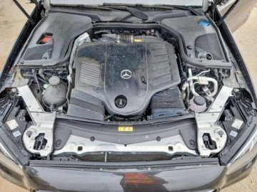 Mercedes Klasa E W213 2021 Mercedes-Benz Klasa E 2021 MERCEDES-BENZ E 450 4MATIC 3.0 Benzyna 362KM, zdjęcie 11
