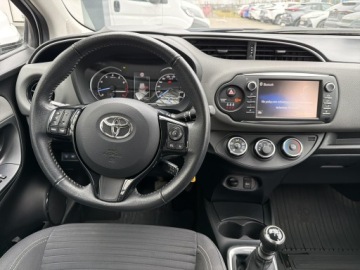Toyota Yaris III Hatchback 5d Facelifting 2017 1.5 Dual VVT-iE 111KM 2019 Toyota Yaris 1,5-Dual-VVT-iE III (2011-2019) 1.5 P, zdjęcie 10