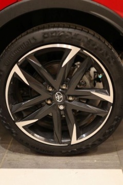 Toyota C-HR I Crossover Facelifting 1.8 Hybrid 122KM 2023 Toyota C-HR 1.8 Hybrid GPF GR Sport 1.8 Hybryda 122KM, zdjęcie 27