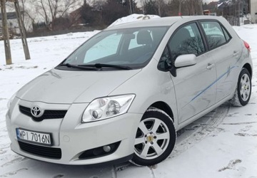 Toyota Auris I Hatchback 1.4 i 16V VVT-i 97KM 2007 Toyota Auris Toyota Auris 1.4 VVT-i 1.4 Benzyna 97KM