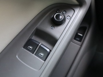 Audi A5 8T Coupe 1.8 TFSI 170KM 2008 Audi A5 1.8 TFSI, Skóra, Navi, Xenon, Bi-Xenon, zdjęcie 16