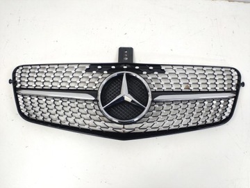 Решетка радиатора GRILL Mercedes W212 09-13 E-класс