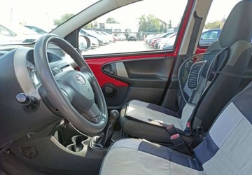 Toyota Aygo I Hatchback 5d Facelifting 1.0 VVT-i 68KM 2014 Toyota Aygo Toyota Aygo Benzyna 68KM, zdjęcie 7