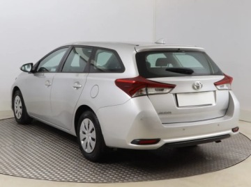 Toyota Auris II Touring Sports Facelifting 1.6 Valvematic 132KM 2018 Toyota Auris 1.6 Valvematic, Salon Polska, zdjęcie 3