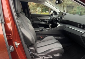 Peugeot 5008 II Crossover Facelifting 1.5 BlueHDi 130KM 2021 Peugeot 5008 GT Full Led Skora Ambiente Kamera LineAssist Alu18 Serwis Gwa, zdjęcie 4