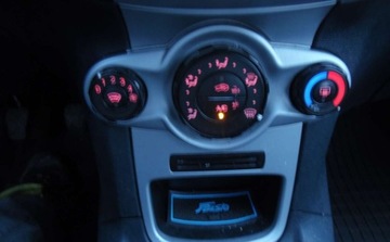 Ford Fiesta VII Hatchback 5d 1.4 Duratec 96KM 2012 Ford Fiesta 2012r, Salonowa, 1.4 Benzyna. Lekko uszkodzony lewy tyl. Jezdz, zdjęcie 13