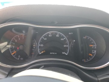 Jeep Grand Cherokee IV 2021 Jeep Grand Cherokee Laredo 2021 3.6l 3.6 Benzyna 293KM, zdjęcie 9