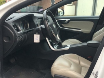 Volvo V60 I 2014 FV23% PLUG-IN diesel/hybryda 4WD lifting SUPER, zdjęcie 14