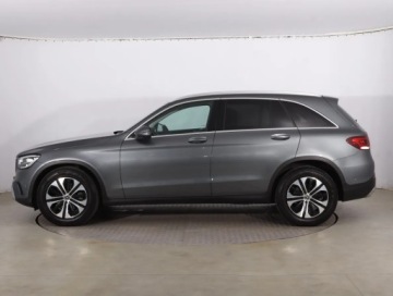 Mercedes GLC C253 SUV Facelifting 2.0 200d 163KM 2021 Mercedes GLC GLC 200 d 4MATIC, Salon Polska, zdjęcie 2