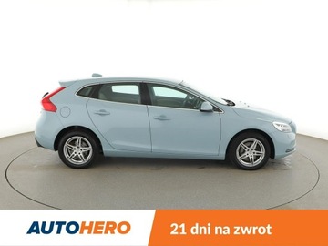 Volvo V40 II Cross Country Facelifting 2.0 T4 190KM 2017 Volvo V40 full LED jasne skóry klima auto, zdjęcie 8