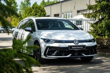 Volkswagen Golf VIII R Facelifting 2.0 TSI 333KM 2026 Volkswagen Golf Variant R 2.0 TSI 4Motion 333 KM, zdjęcie 20