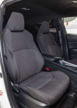 Toyota C-HR I Crossover 1.2L Turbo 116KM 2016 Toyota C-HR 1.2 T Premium 1.2 Benzyna 116KM, zdjęcie 31