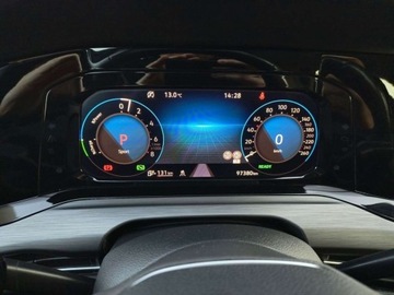 Volkswagen Golf VIII Hatchback Plug-In-Hybrid 1.4 TSI 204KM 2022 Volkswagen Golf hybryda sal.PL serwis ASO 1.4hyb 204KM bezwypadkowy pakiet, zdjęcie 26