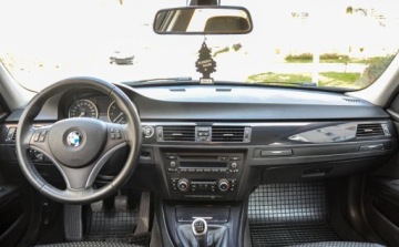 BMW Seria 3 E90-91-92-93 Touring E91 2.0 318i 143KM 2010 BMW Seria 3 Lift 20102011 r. Bezwypadkowy 2.0 Benzyna 143KM, zdjęcie 9