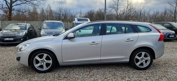 Volvo V60 I Kombi 1.6 DRIVe 115KM 2011 Volvo V60 Super Stan Bezwypadkowy, zdjęcie 2