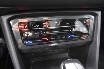 Volkswagen Tiguan II SUV Facelifting 1.5 TSI 150KM 2022 Volkswagen Tiguan SalonPL 1.5TSI 150KM Elegance DSG Panorama MATRIX ACC HA, zdjęcie 24