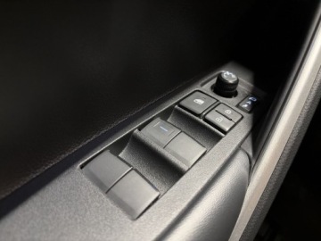 Toyota Yaris IV 2023 Toyota Corolla Cross 2.0 Hybrid Executive Toyota C, zdjęcie 20