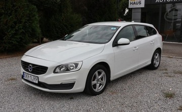 Volvo V60 I Kombi Facelifting 2.0 D4 DRIVE-E 190KM 2015