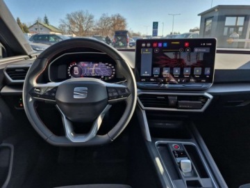 Seat Leon IV Hatchback 1.5 eTSI (MHEV) 150KM 2024 Seat Leon Seat Leon FR1.5 150 kmsalon pltop wyposazenie 1.5 Benzyna, zdjęcie 14