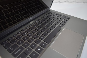 DELL 3301 i5 8-го поколения, 8 ГБ, 256 SSD W11PRO, FULLHD 1063512