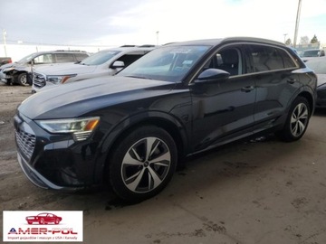 Audi Q8 2024 Audi Q8 2024, 4x4, E-TRON PREMIUM PLUS Elektryczny 355KM