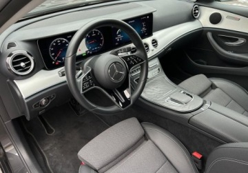 Mercedes Klasa E W213 2022 Mercedes-Benz Klasa E AMG line 220d 4-Matic 9G-Tronic EQ Boost, , GPS, Kam, zdjęcie 5