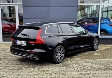 Volvo V60 II  Kombi 2.0 T5 250KM 2019 Volvo V60 2.0 PB 250KM AT Inscription Serwis ASO Gwarancja Szyberdach Weba, zdjęcie 5