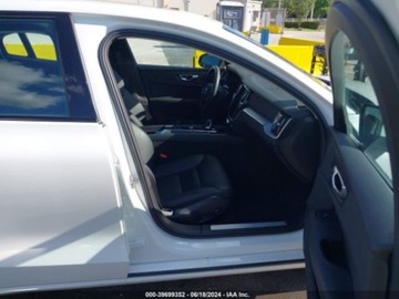 Volvo 2024 Volvo S60 2024r, B5, Core Dark, 2.0L 2.0 Benzyna 247KM, zdjęcie 8