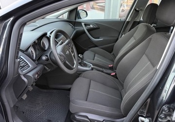 Opel Astra J Sports Tourer Facelifting 1.6 Twinport ECOTEC 115KM 2013 Opel Astra 1 wlasciciel, auto bezwypadkowy, NISKI POTWIERDZONY PRZEBIEG, zdjęcie 19