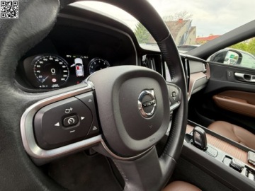 Volvo XC60 II 2021 Volvo XC 60 Hybrid-Automat -Bezwypadkowy -Salon PL- B 4 Momentum Pro AT 2.0, zdjęcie 4