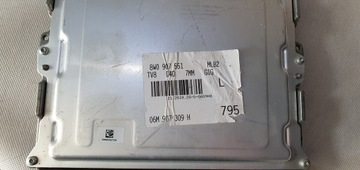 AUDI A4 A5 S5 8W ŘÍZENÍ MOTORU 8W0907551