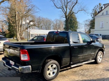 Dodge Ram V 2019 Dodge RAM 5.7 Benzyna 390KM 4x4 2019r Homologacja ciężarowa, zdjęcie 6