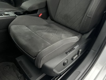 Volkswagen Golf VIII Variant 1.5 eTSI 150KM 2022 Volkswagen Golf APP!Tempomat ACC!Ambiente!Podgrzew, zdjęcie 12