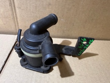 03L965561A, AUDI A4 B8 A5 8T Q5 8R A6 C6 2.0 TDI zusätzliche Pumpe Pumpe des Wassers 03L965561A | thumb 2