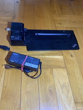 Stacja dokująca Lenovo 40AH + zasilacz 90W z kable