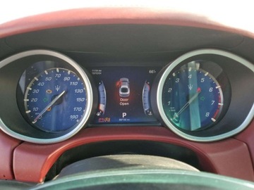 Maserati Ghibli III 2016 Maserati Ghibli S 2016 3.0l 3.0 Benzyna 404KM, zdjęcie 9