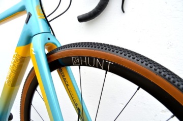 BOMBTRACK TENSION C Force11 M, полностью карбоновый