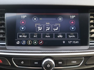 Opel Insignia II Sports Tourer Facelifting 2.0 Diesel 174KM 2022 Opel Insignia 2.0 CDTI, Salon Polska, zdjęcie 12