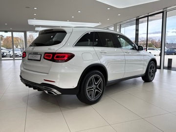 Mercedes GLC C253 SUV Facelifting 2.0 200d 163KM 2020 Mercedes-Benz GLC 200 AMG Line 4-Matic / 1 właścic, zdjęcie 3