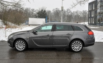Opel Insignia I Sports Tourer 2.8 V6 Turbo ECOTEC 260KM 2009 Opel Insignia 2,8 (260KM) LPG 4x4 Bezwypadkowy 190 tys. km 2.8 BenzynaLPG, zdjęcie 1