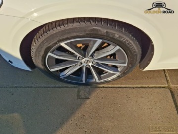 Volvo V60 II  2022 Volvo V60 2,0 B3 mild hybrid 163KM panorama navi elektryka led hak alu opl, zdjęcie 21