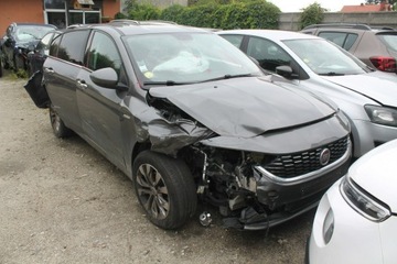 Fiat Tipo II Station Wagon 1.6 MultiJet 120KM 2020 Fiat Tipo ROK 2020 POJ 1598 120 KM, zdjęcie 2