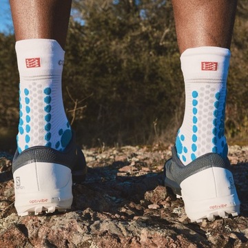 Skarpety do biegania COMPRESSPORT TRAIL V4.0 39-41