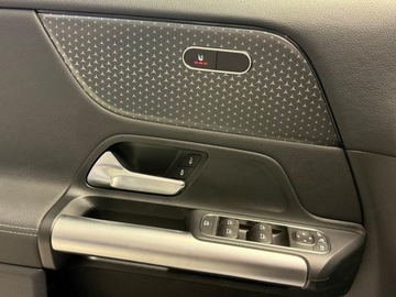 Mercedes GLA II Off-roader Facelifting 2.0 220 190KM 2025 GLA 220 4-Matic Progressive 2.0 (190KM) 2025, zdjęcie 12