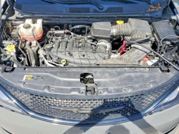 Chrysler Pacifica II 2020 Chrysler Pacifica Touring L 2020 3.6 Benzyna 287KM, zdjęcie 6
