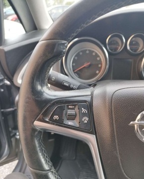 Opel Astra J Hatchback 5d 1.4 Turbo ECOTEC 120KM 2012 Opel Astra Opel Astra j 1.4 16v klima pdc kamera navi stan bdb gwarncja pr, zdjęcie 27