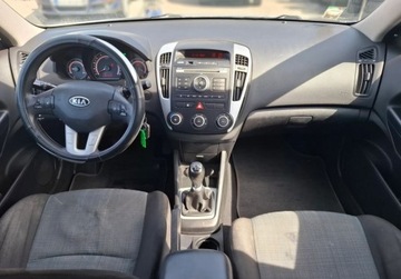 Kia Ceed I SW Facelifting 1.6 CRDi WGT 90KM 2010 Kia Ceed Super stan 1.6 Diesel 90KM, zdjęcie 8