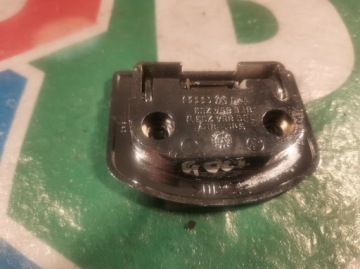 VW AUDI Кронштейн багажника 8E0864203