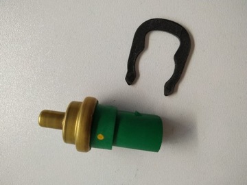 Датчик температуры охлаждающей жидкости (количество булавок: 4, зеленый) подходит