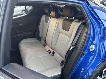 Toyota C-HR I Crossover Facelifting 2.0 Hybrid Dynamic Force 184KM 2019 Toyota C-HR 2.0 Hybrid Selection Toyota C-HR Hybri, zdjęcie 24